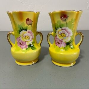 VTG Goldcastle Handpainted Made in Japan Set of 2 Vases Decorative Yellow Floral